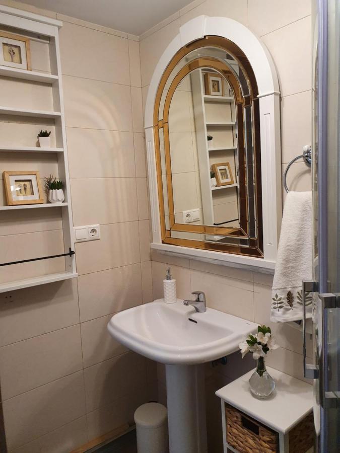 Apartamento Con Piscina En Boiro - Cabo De Cruz Екстериор снимка