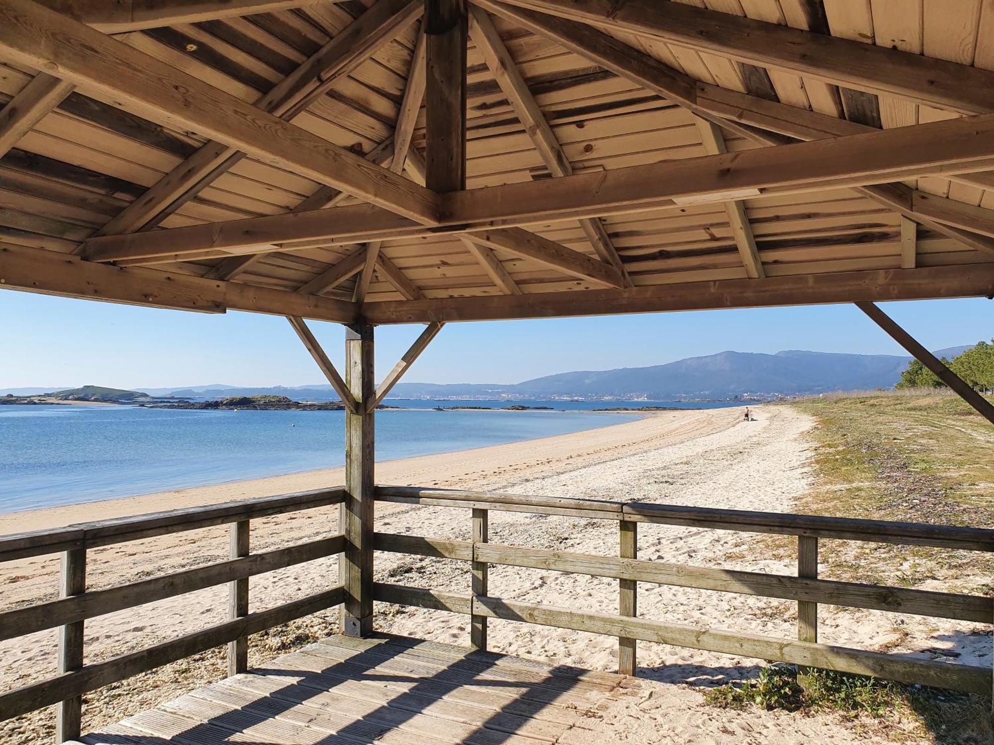 Apartamento Con Piscina En Boiro - Cabo De Cruz Екстериор снимка